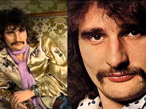 Youtube: David Byron - Everyboody's Star