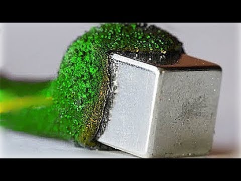 Youtube: Diese ungewöhnliche Substanz frisst Metall...