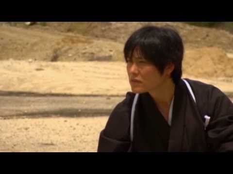 Youtube: Real Samurai Sword Technique - Cutting BB Gun pellet by Isao Machii - Japanese Katana Kenjutsu