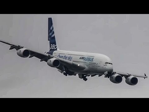 Youtube: AIRBUS A380 near VERITCAL TAKEOFF with a STUNNING AIR SHOW