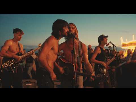 Youtube: The Gulls X @TheBigPushBand - Call Me The Breeze, Jamming on Brighton Beach
