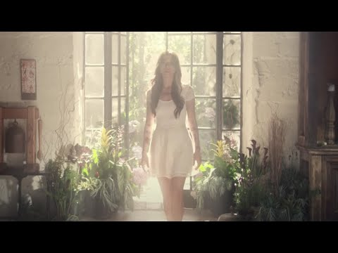 Youtube: christina perri feat. jason mraz - distance [official music video]