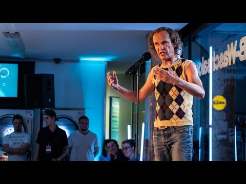 Youtube: Fehlschwellung im rechten Arm - Olaf Schubert | NightWash