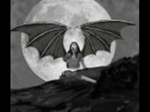 Youtube: AsWanG ?  MaNaNanGGaL ?  iN THe USA ? CREEPY !