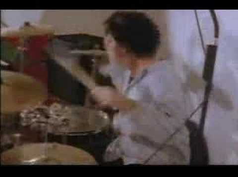 Youtube: The Muffs - Oh Nina