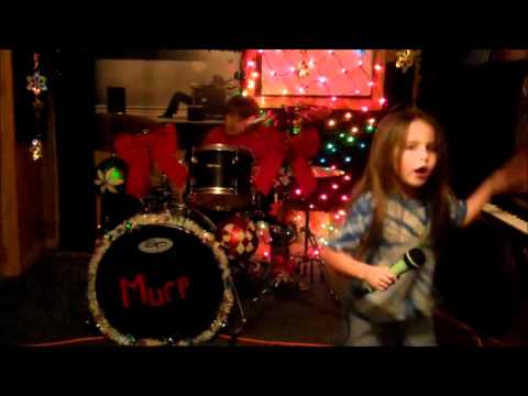 Youtube: Murp | Aaralyn and Izzy - Jingle Bells