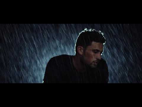 Youtube: Michael Ray | Whiskey And Rain (Performance)
