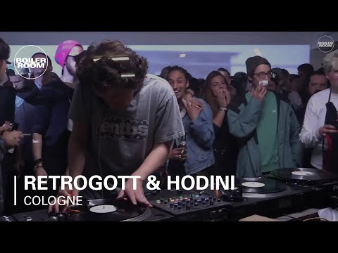 Youtube: Retrogott & Hodini Boiler Room Cologne DJ & MC Set