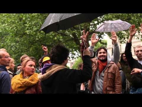 Youtube: (DOKU HD) Unter Kriegsgegnern - Friedensbewegung 2014: Neonazis, Hippies, Verschwörungstheoretiker
