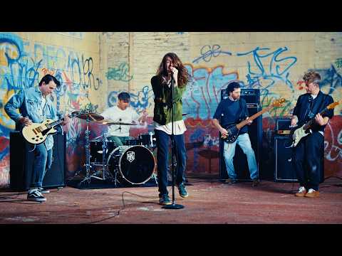 Youtube: Mayday Parade - Blame It On The Youth (Official Music Video)