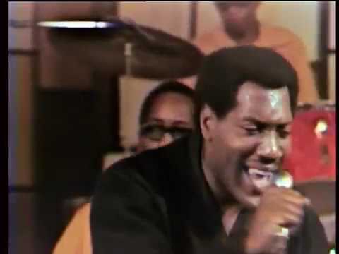 Youtube: Otis Redding "Try A Little Tenderness" Live 1967