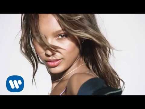 Youtube: David Guetta ft Justin Bieber - 2U (The Victoria’s Secret Angels Lip Sync)