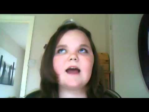 Youtube: PSYCHO GIRL tries to sing I will always love you