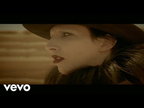 Youtube: Marilyn Manson - Man That You Fear