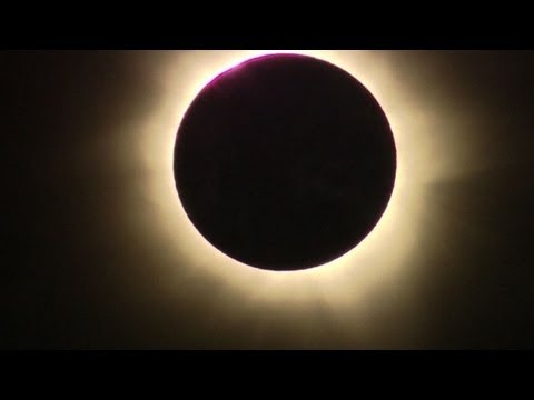 Youtube: Spektakuläre totale Sonnenfinsternis in Australien