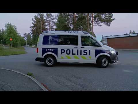Youtube: (ENGLISH CAPTIONS) Finnish police chasing a half naked drunk bicyclist