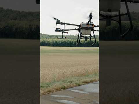 Youtube: Diese #Drohne schafft es 40kg zu tragen❓#Agrast30 Drohne für die #Landwirtschaft und den #Weinbau😳