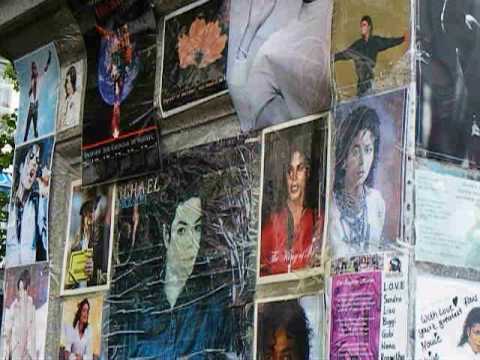 Youtube: Gedenkstätte - Memorial - für Michael Jackson in München  Merbitz-Zahradnik