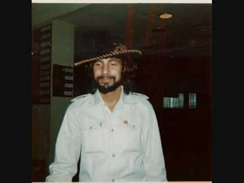 Youtube: Cat Stevens (Yusuf Islam) - Boy with a moon and star on his head - live boston 1975