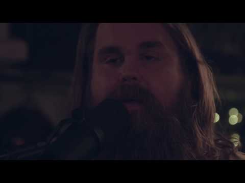 Youtube: Chris Kläfford - Imagine, Kitchen Session Episode 9