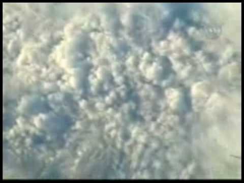 Youtube: Strange UFO filmed by accident