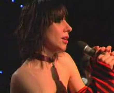 Youtube: PJ Harvey - You come through