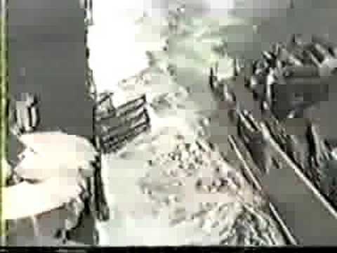 Youtube: 1988 soviet ramming USS Yorktown CG 48 in black sea