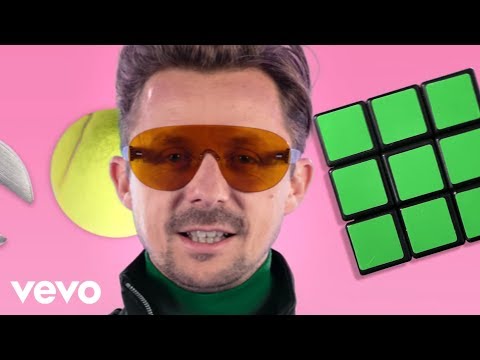 Youtube: Martin Solveig - All Stars (Official Video) ft. ALMA