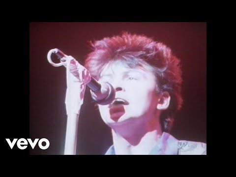 Youtube: Paul Young - Love of the Common People (Official Video)