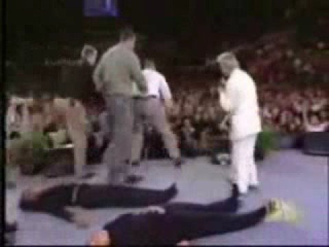 Youtube: Benny Hinn feat. Benny Hill