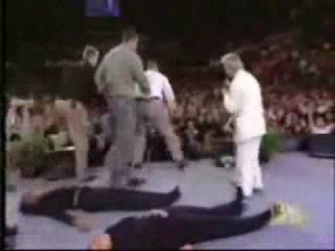 Youtube: Benny Hinn feat. Benny Hill