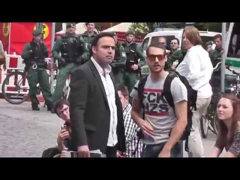 Youtube: Antifa dreht durch bei Flashmob gegen Christenverfolgung