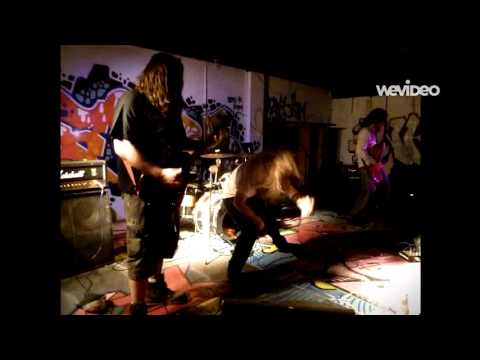 Youtube: Foetal Juice - Brewkakke