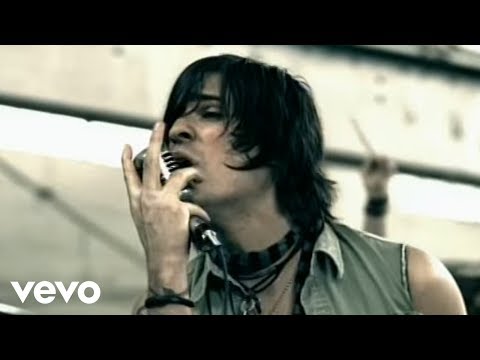 Youtube: Hinder - Born To Be Wild