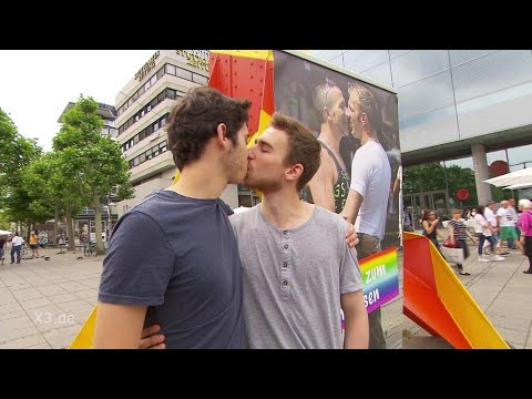 Youtube: Schlegl in Aktion: Homo-Lobby e.V. | extra 3 | NDR
