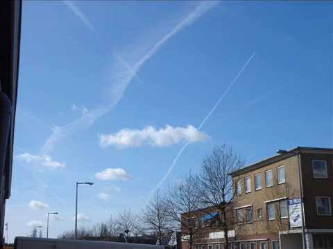 Youtube: Chemtrails over Amsterdam (March 11 2009) part 1
