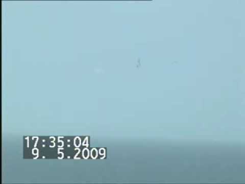 Youtube: UFO - Exmouth, Devon, May, 2009