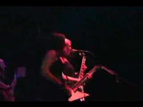 Youtube: Kittie - This too Shall Pass - Live at Harpos