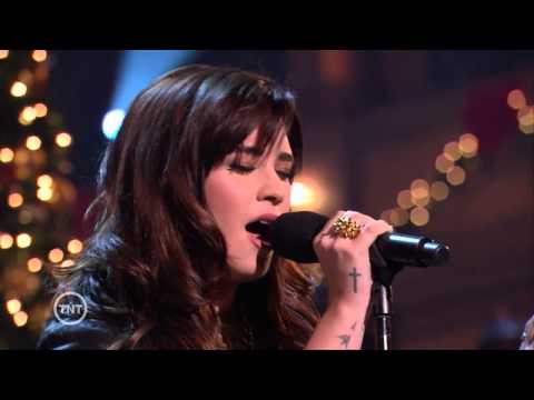 Youtube: Demi Lovato - All I Want For Christmas Is You - Christmas in Washington 2012