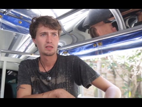 Youtube: Backpacker's terror after 'Thai mafia' death threat