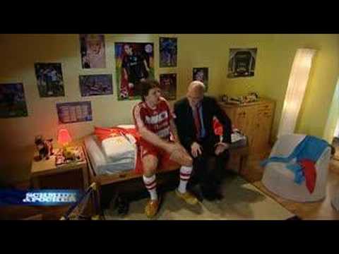 Youtube: Schmidt & Pocher - Die Bayern WG mit Mark Van Bommel Folge5