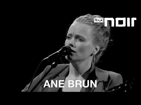 Youtube: Ane Brun - Big In Japan (Alphaville Cover) (live bei TV Noir)