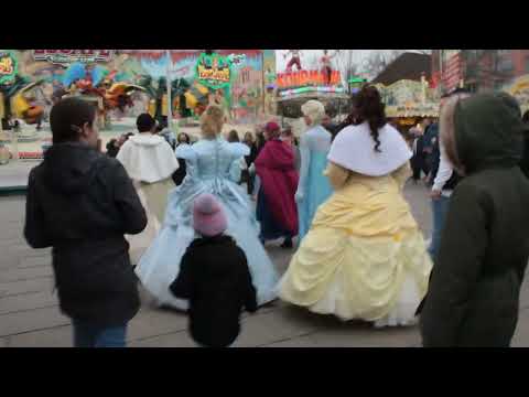 Youtube: Beliebte Prinzessinnen besuchen die Osterwiese #shorts