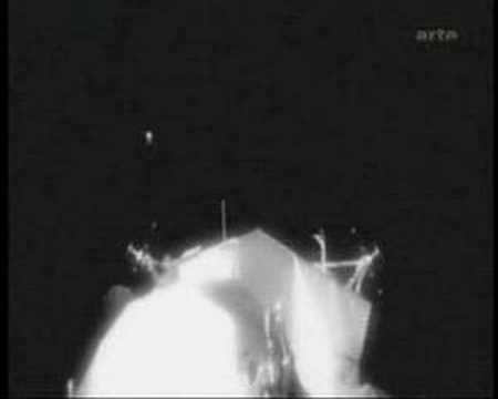 Youtube: Luna 15 over Eagle (Apollo 11)