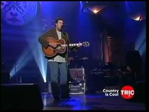 Youtube: Vince Gill - Blue Eyes Crying in the Rain