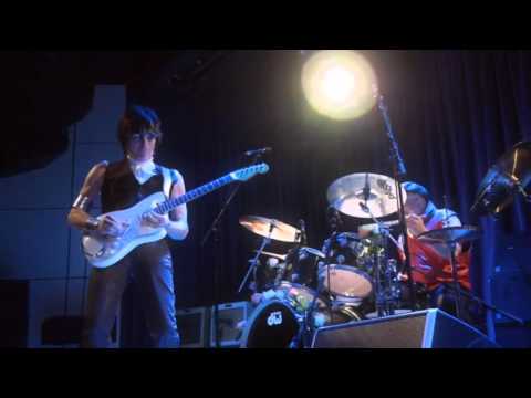 Youtube: JEFF BECK - Brush With the Blues