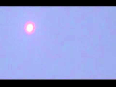 Youtube: UFO nad Niemcami - nagranie 1 maja 2012