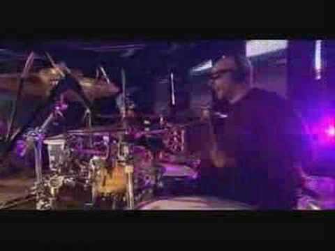 Youtube: Pendulum - Voodoo People (Live At Radio One Big Weekend)