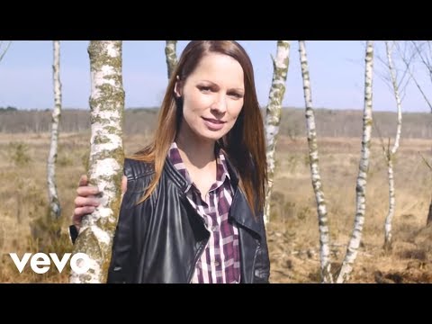 Youtube: Christina Stürmer - Seite an Seite (Official Video)