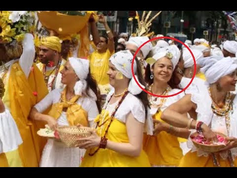 Youtube: Karneval der Kulturen  Afoxe Loni Daniela Klette tanzt RAF